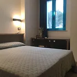 Hotel Riviera 3*