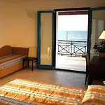 Riviera Hotel 3*
