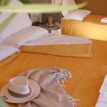 Riviera 3*
