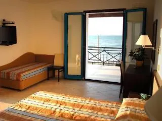 Riviera Ξενοδοχείο 3*