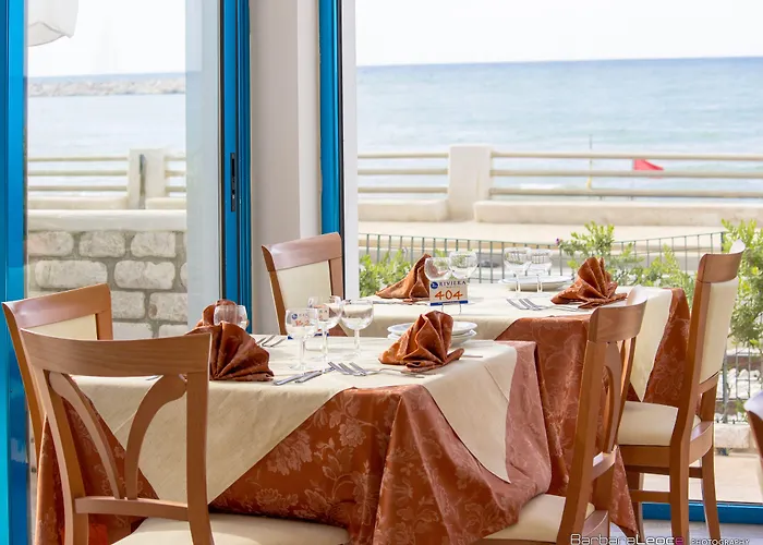 Riviera 3*